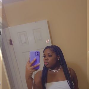 Meet your Posher, Keeya